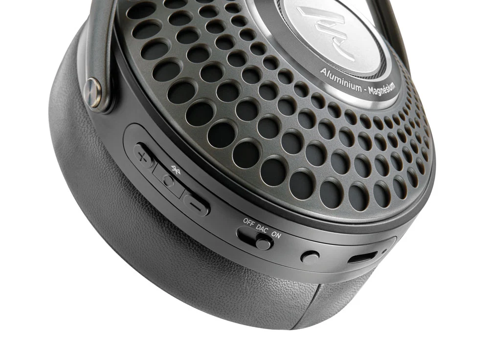 Focal Bathys Wireless Noise Cancelling Headphones - Black - Image 5