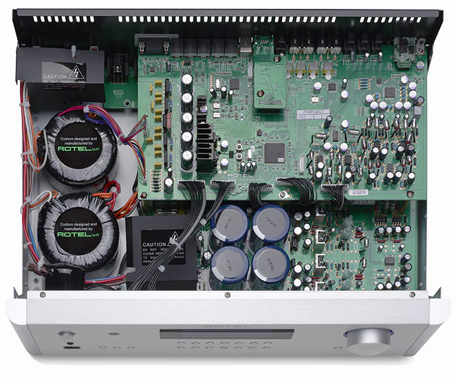 Rotel RC-1590MKII Stereo Pre-Amplifier - Image 4